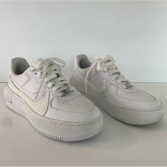 NWOT Nike Triple White Air Force One Platform Sneakers - Picture 4 of 11